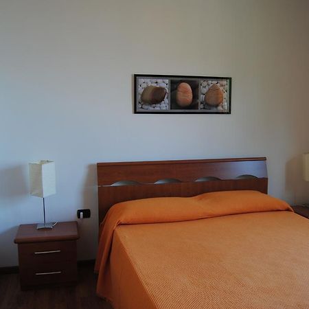 B&B Sosta Sul Lago Lezzeno Εξωτερικό φωτογραφία